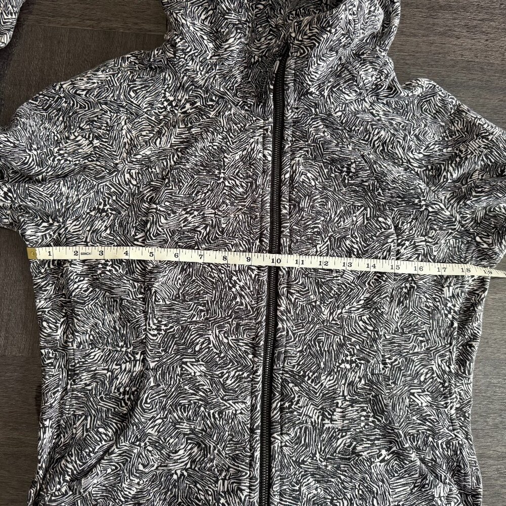 Lululemon Scuba Full Zip Hoodie Iced Wave White Black Size 8 - Picture 8 of 11